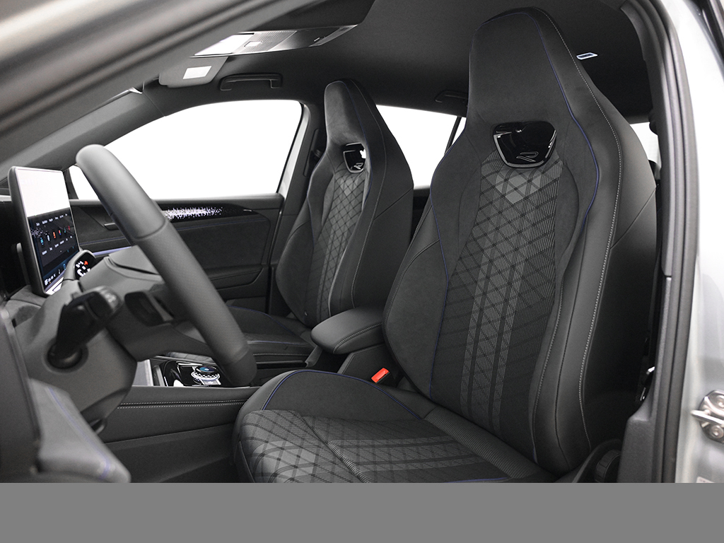 Volkswagen Tiguan 2.0 R-LINE DSG BLACKSTYLE MATRIXLED AHK