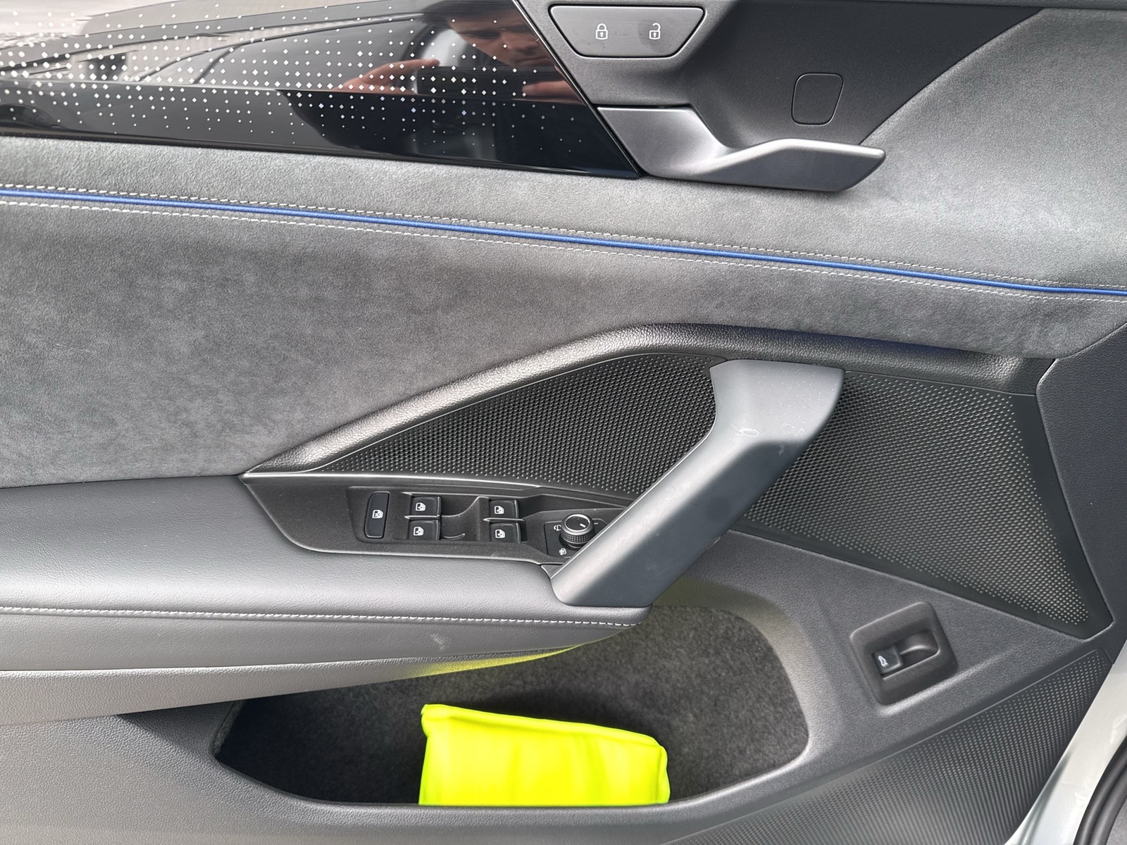 Volkswagen Tiguan 2.0 R-LINE DSG BLACKSTYLE MATRIXLED AHK