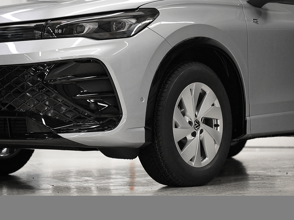 Volkswagen Tiguan 2.0 R-LINE DSG BLACKSTYLE MATRIXLED AHK