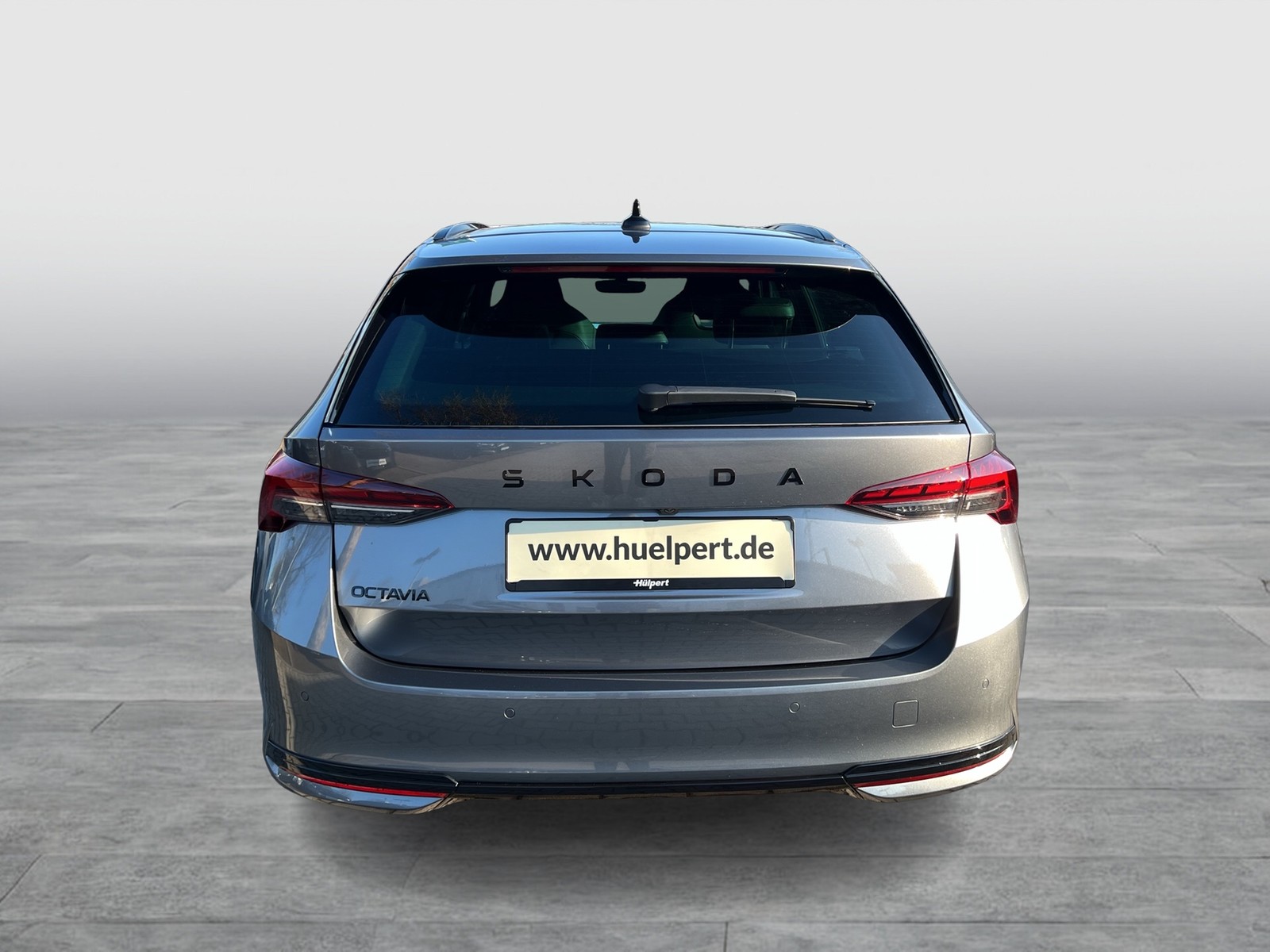 Skoda Octavia Combi 2.0 SPORTLINE AHK CAM ACC MATRIX