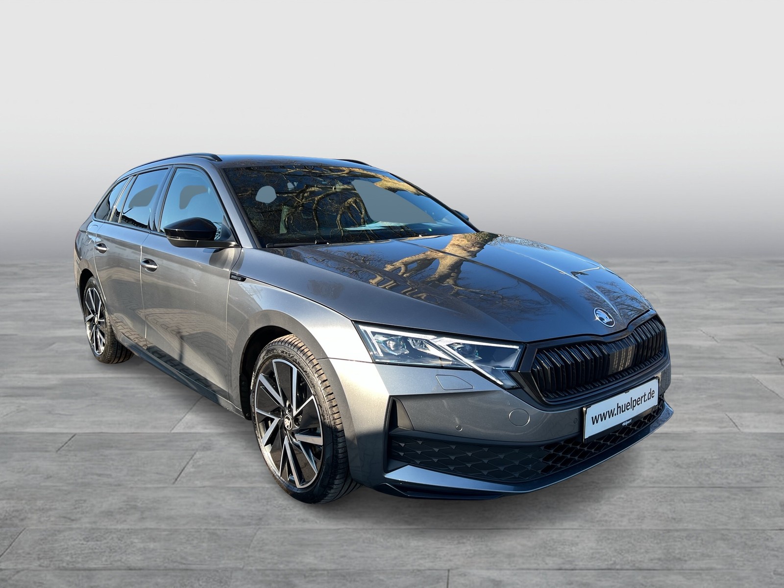 Skoda Octavia Combi 2.0 SPORTLINE AHK CAM ACC MATRIX