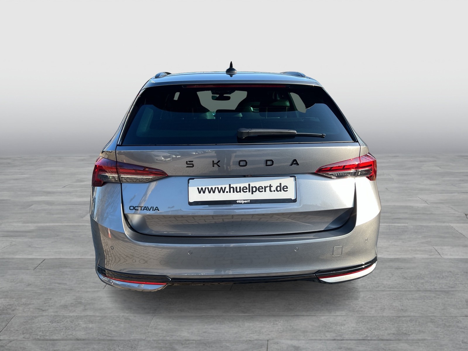 Skoda Octavia Combi 2.0 SPORTLINE AHK CAM ACC MATRIX