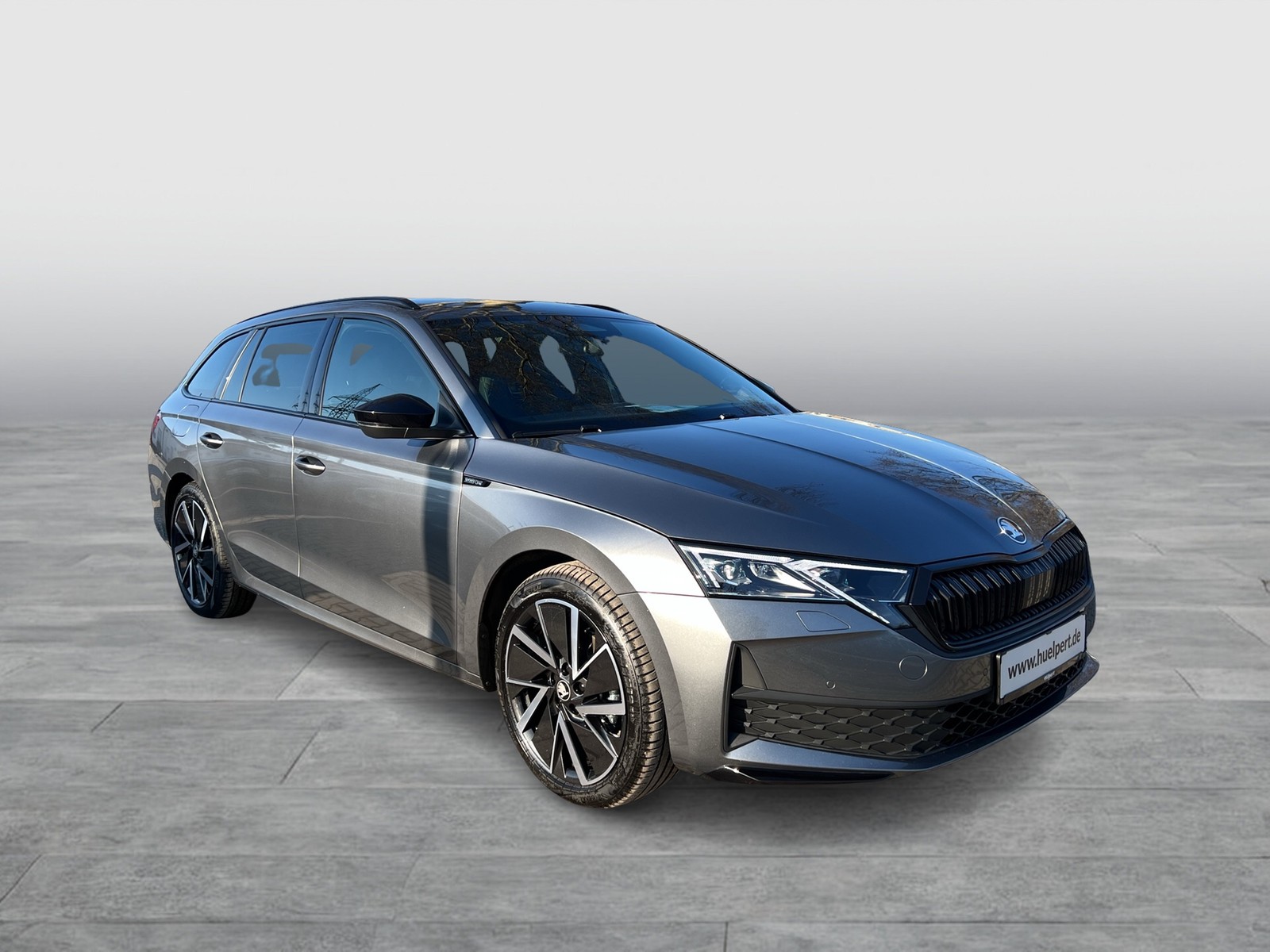 Skoda Octavia Combi 2.0 SPORTLINE AHK CAM ACC MATRIX