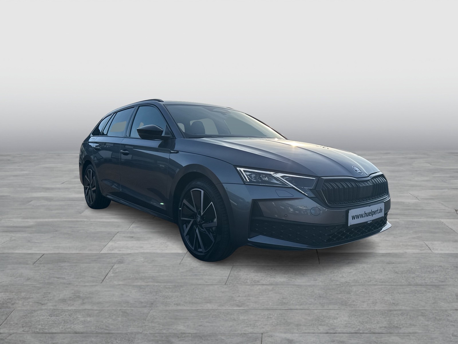 Skoda Octavia Combi 2.0 SPORTLINE AHK CAM ACC MATRIX