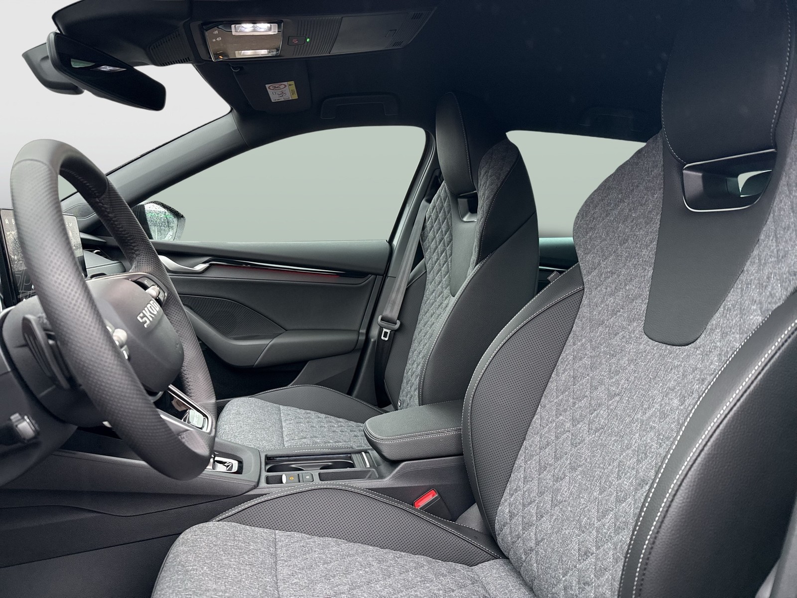 Skoda Octavia Combi 2.0 SPORTLINE AHK CAM ACC MATRIX