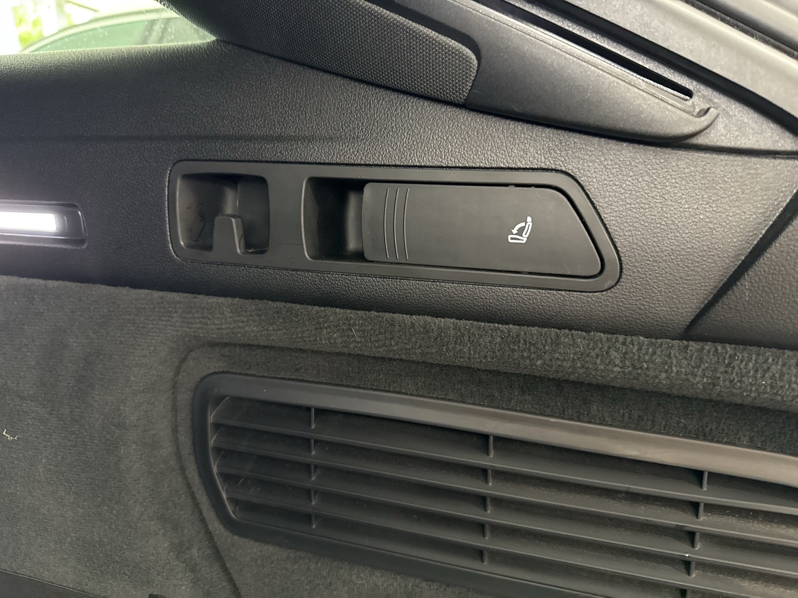 Audi A6 Avant 45 Qu. S LINE STANDHZ. ASSISTENZ+ ALU20