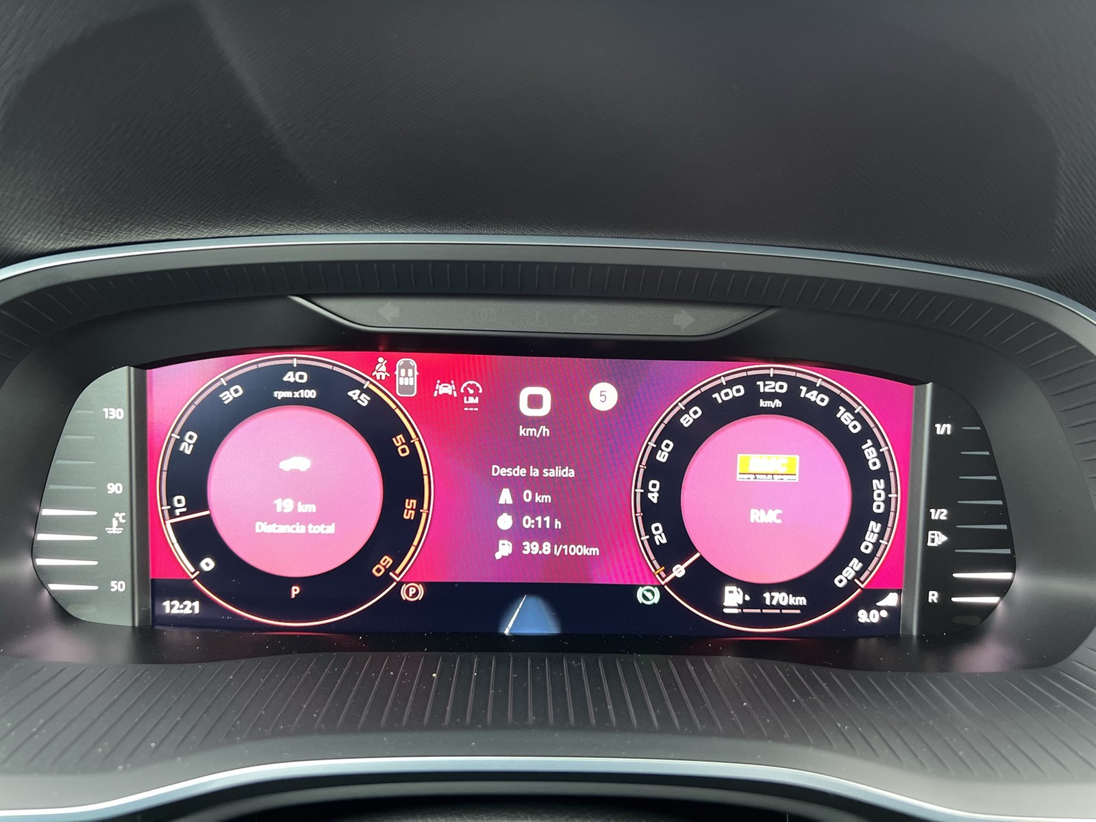 Skoda Octavia Combi 2.0 SPORTLINE AHK CAM ACC MATRIX