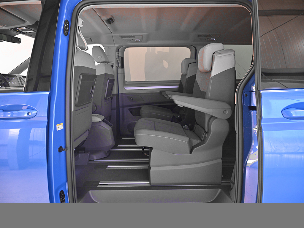 Volkswagen T7 Multivan 2.0 ENERGY DSG LÜ AHK CAM LM17 LED