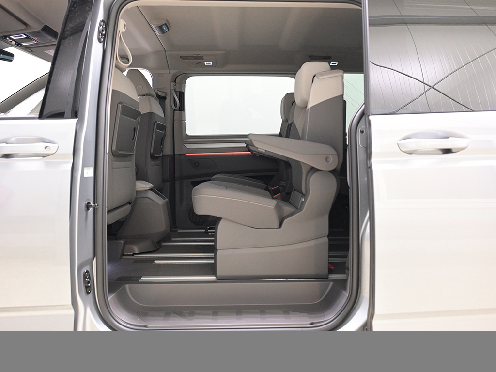 Volkswagen T7 Multivan 2.0 ENERGY DSG LÜ AHK CAM LM17 LED