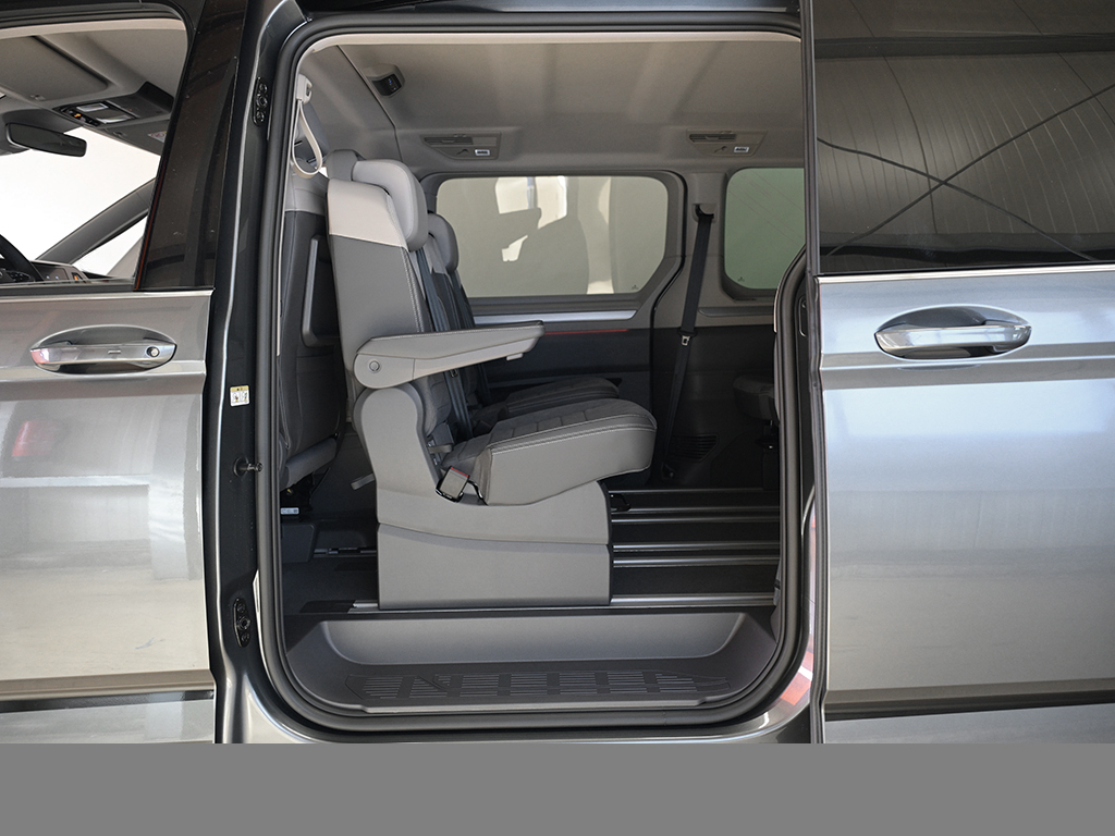 Volkswagen T7 Multivan eHYBRID EDITION LÜ MATRIXLED eSITZE