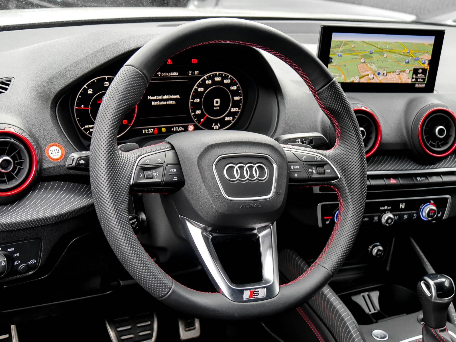 Audi Q2 30 S LINE BLACKPAK AHK ACC EKLAPPE NAVI+ LM17