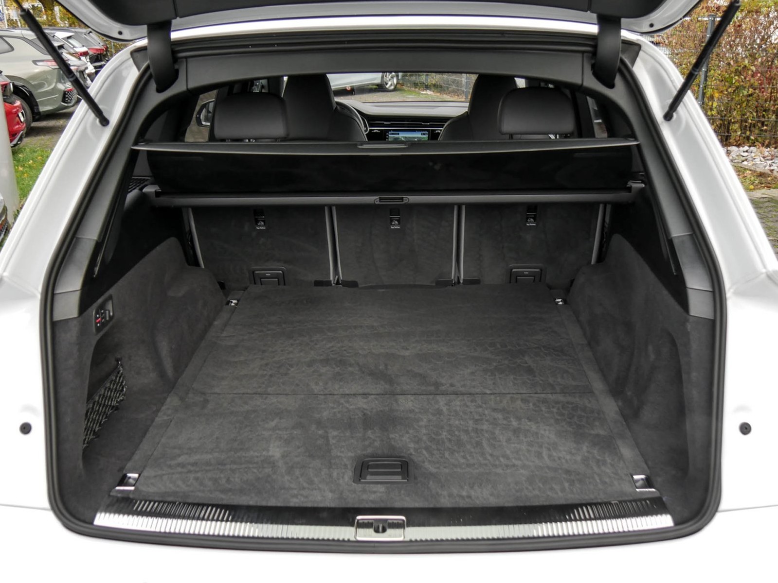 Audi SQ7 quattro BLACKPAK PANO AHK 360°CAM ACC LM22