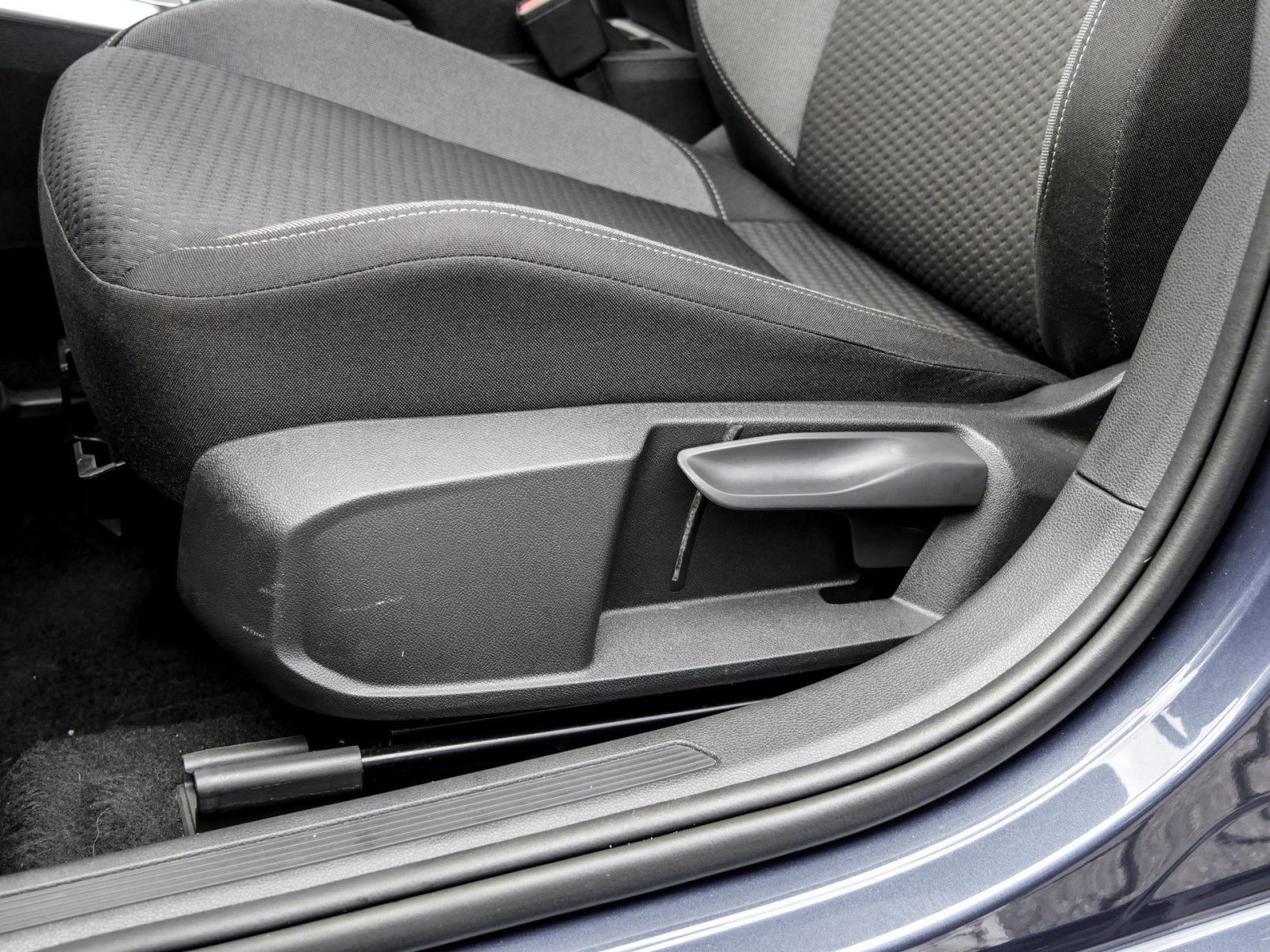 Volkswagen Taigo 1.5 LIFE LM17 CARPLAY SITZHEIZUNG LED DAB+