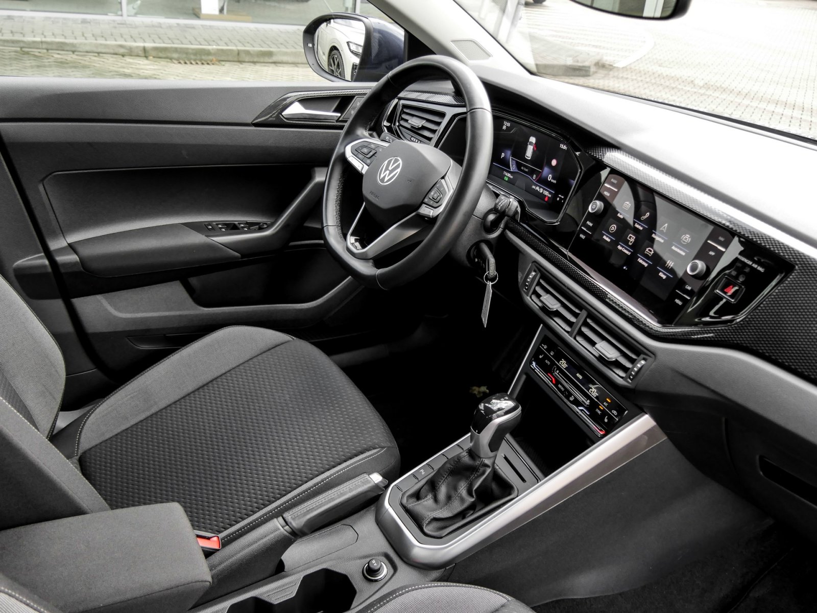 Volkswagen Taigo 1.5 LIFE LM17 CARPLAY SITZHEIZUNG LED DAB+