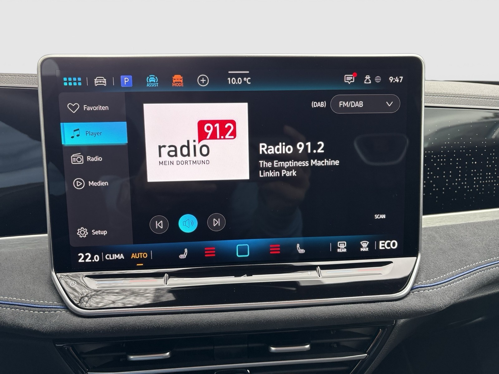 Volkswagen Passat Variant 1.5 HYBRID R-LINE BLACK STYLE AHK