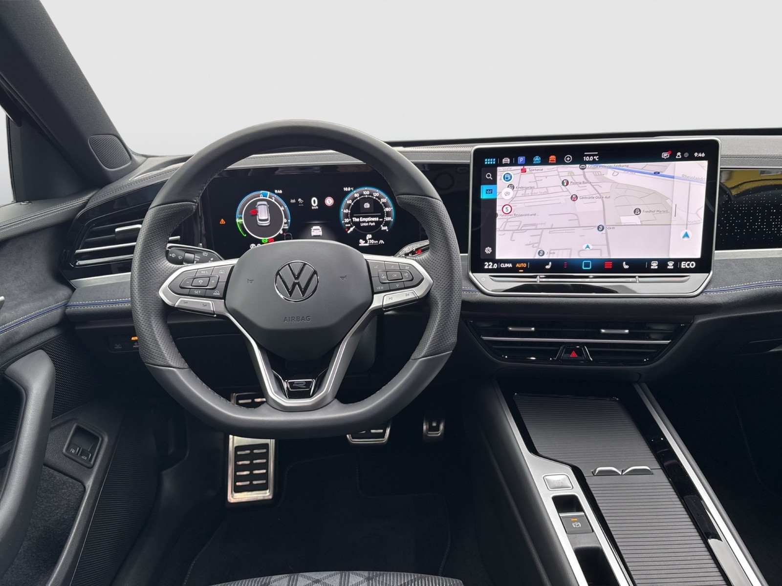Volkswagen Passat Variant 1.5 HYBRID R-LINE BLACK STYLE AHK