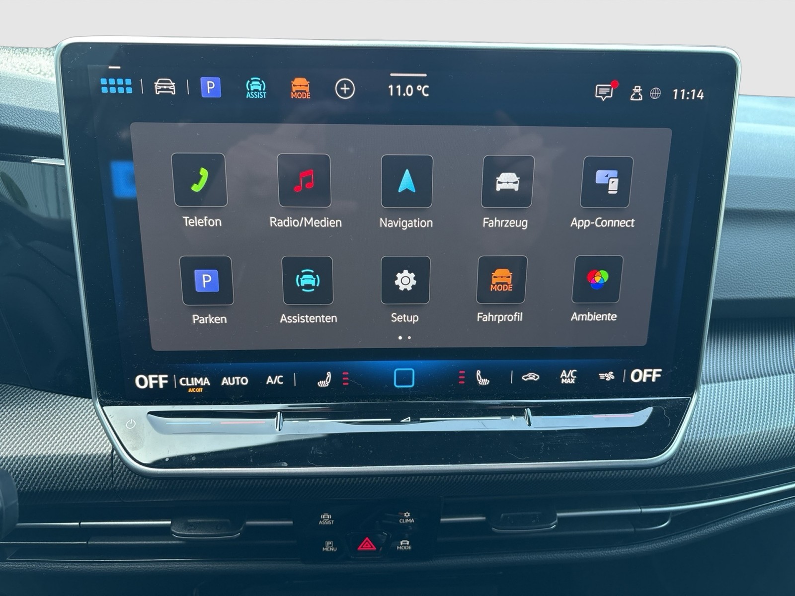 Volkswagen Golf VIII 2.0 R BLACK EDITION 4X4 AKRAPOVIC LM19