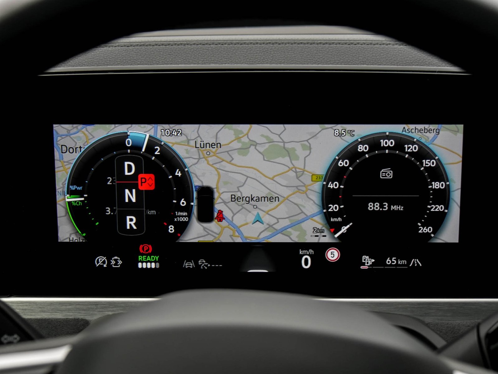 Volkswagen Passat Variant 1.5 HYBRID R-LINE NEUESMODELL AHK