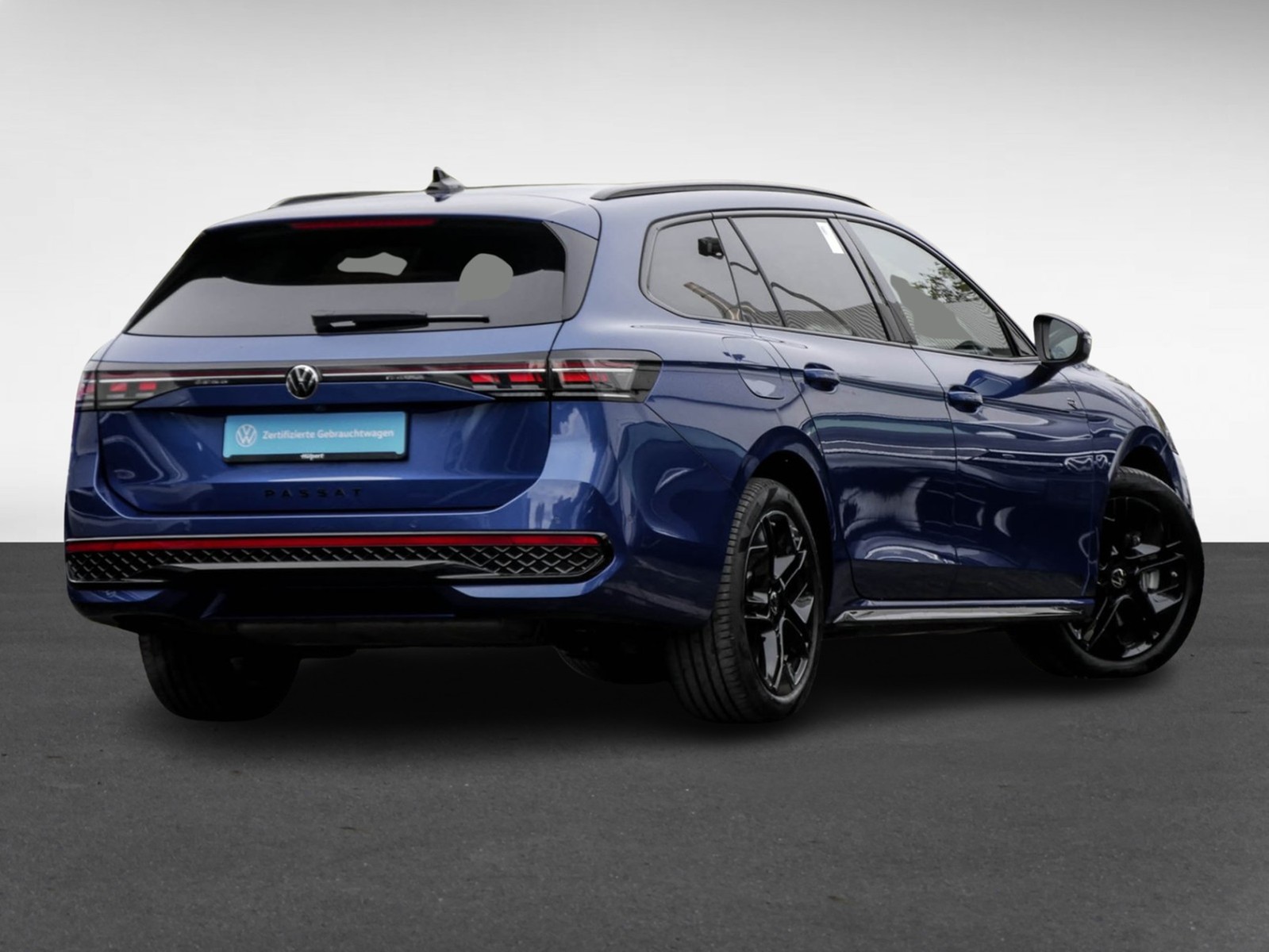 Volkswagen Passat Variant 1.5 HYBRID R-LINE NEUESMODELL AHK