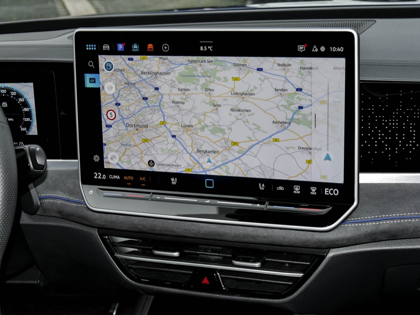 Volkswagen Passat Variant 1.5 HYBRID R-LINE NEUESMODELL AHK