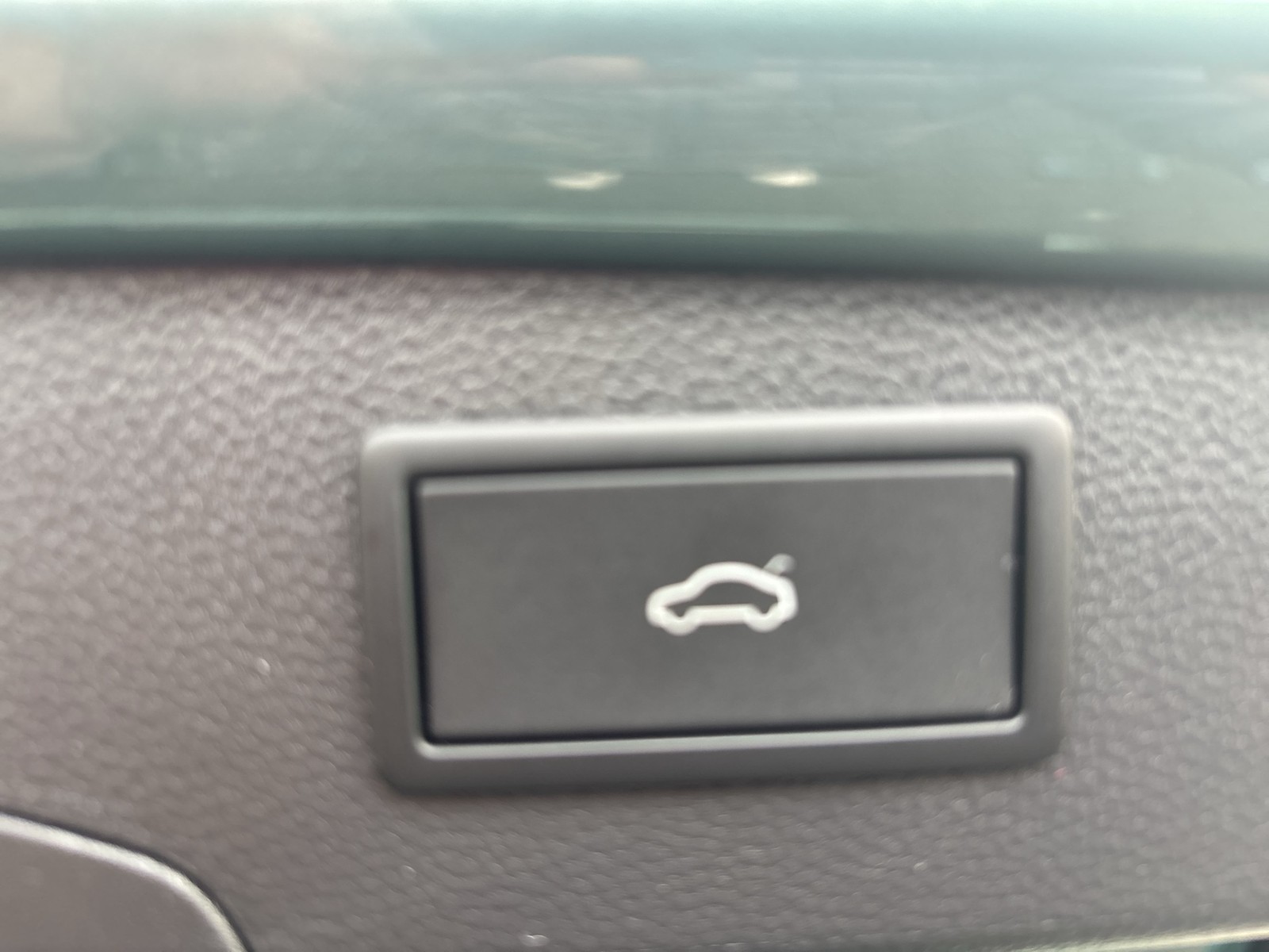 Volkswagen Passat Variant 1.5 HYBRID BUSINESS NEUES MODELL