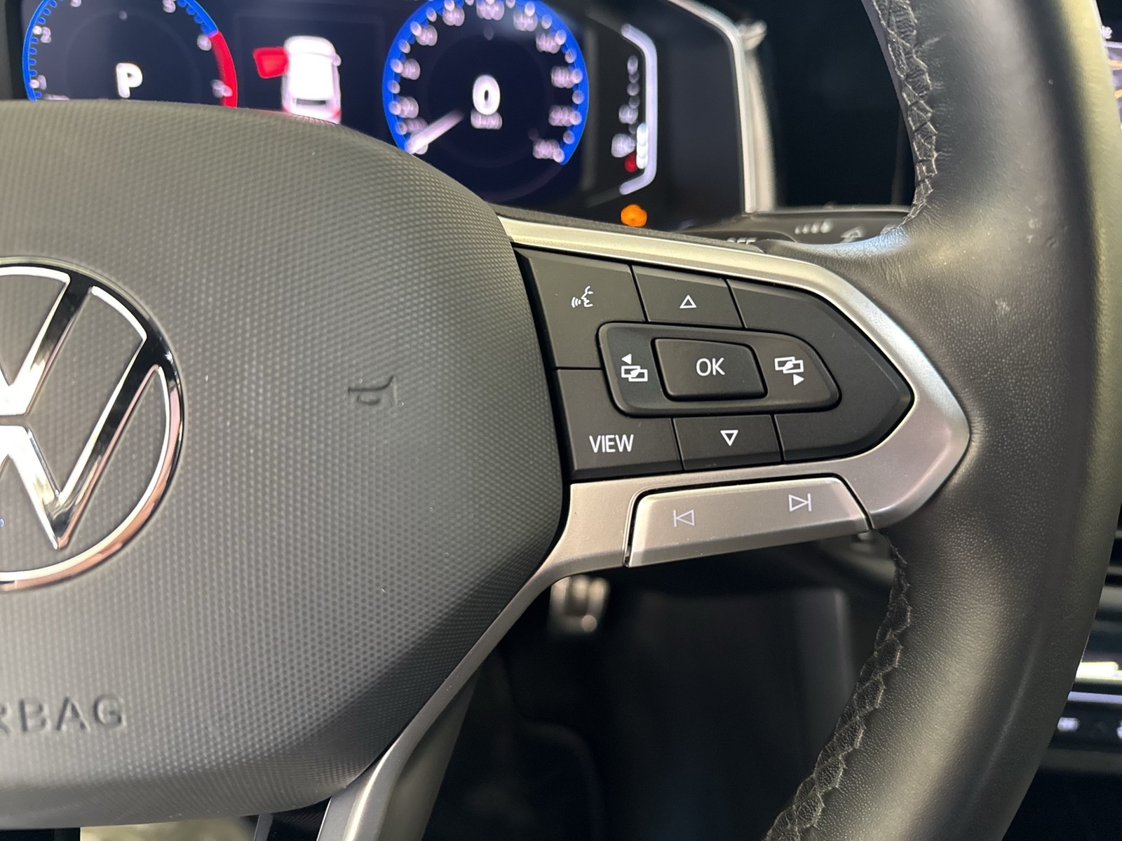 Volkswagen Polo 1.0 R-LINE CAM ACC NAVI MATRIX CARPLAY ALU