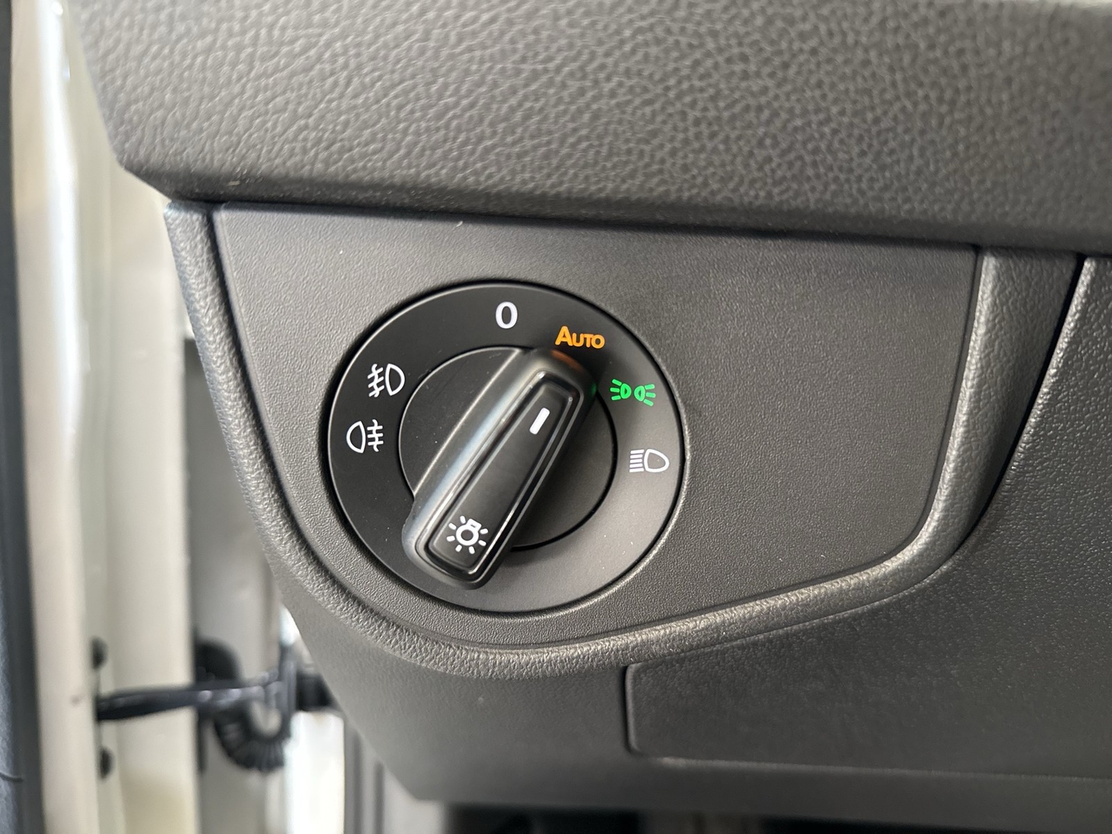 Volkswagen Polo 1.0 R-LINE CAM ACC NAVI MATRIX CARPLAY ALU