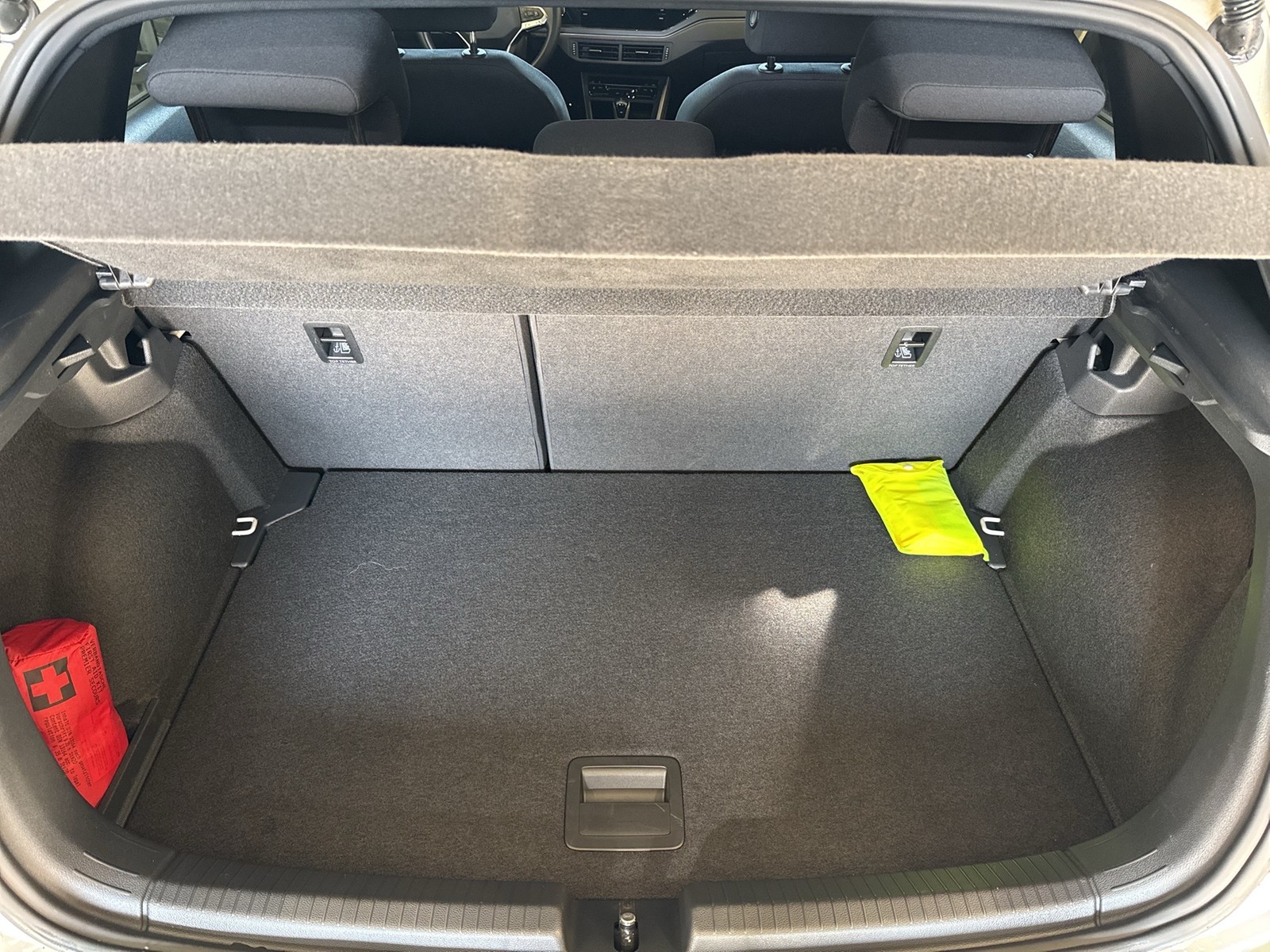 Volkswagen Polo 1.0 R-LINE CAM ACC NAVI MATRIX CARPLAY ALU