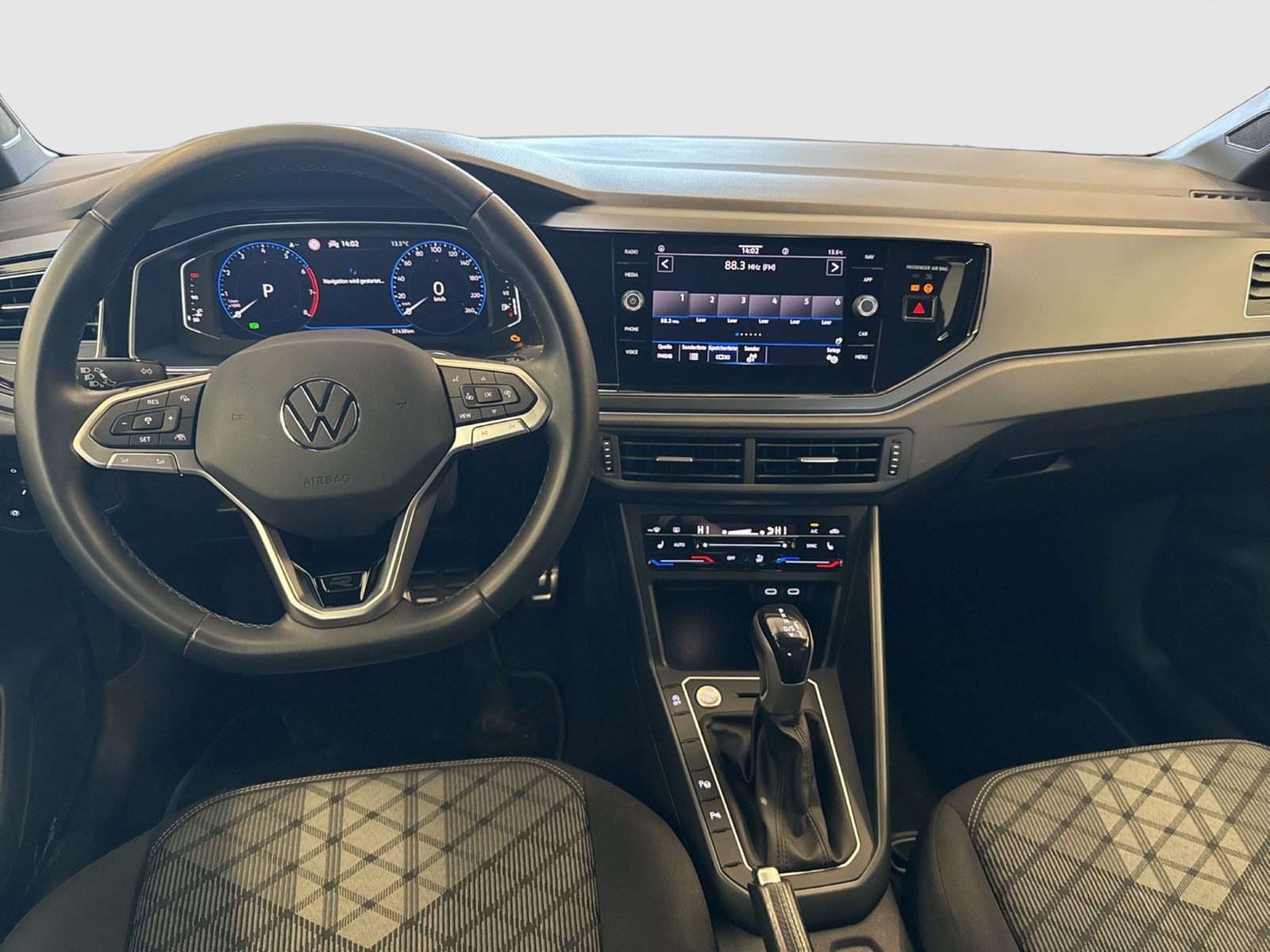 Volkswagen Polo 1.0 R-LINE CAM ACC NAVI MATRIX CARPLAY ALU