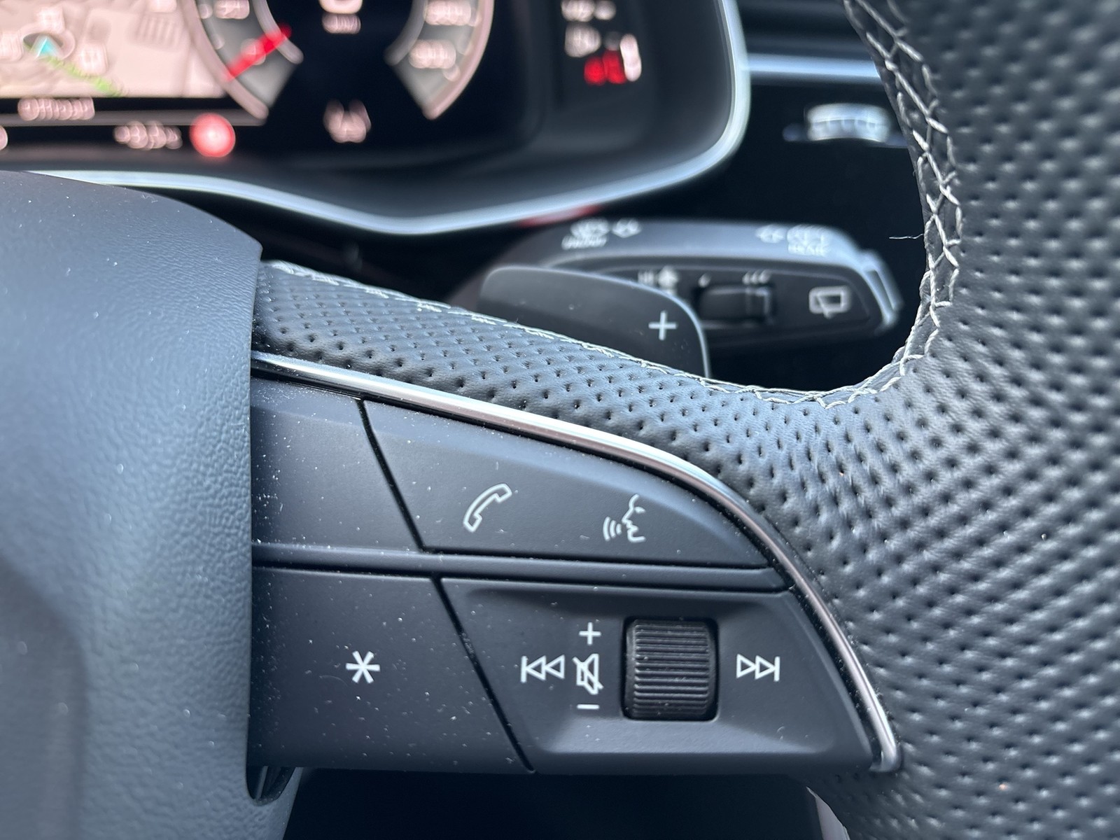 Audi Q7 quattro S LINE BLACKPAK STANDHZ LUFTFEDERUNG