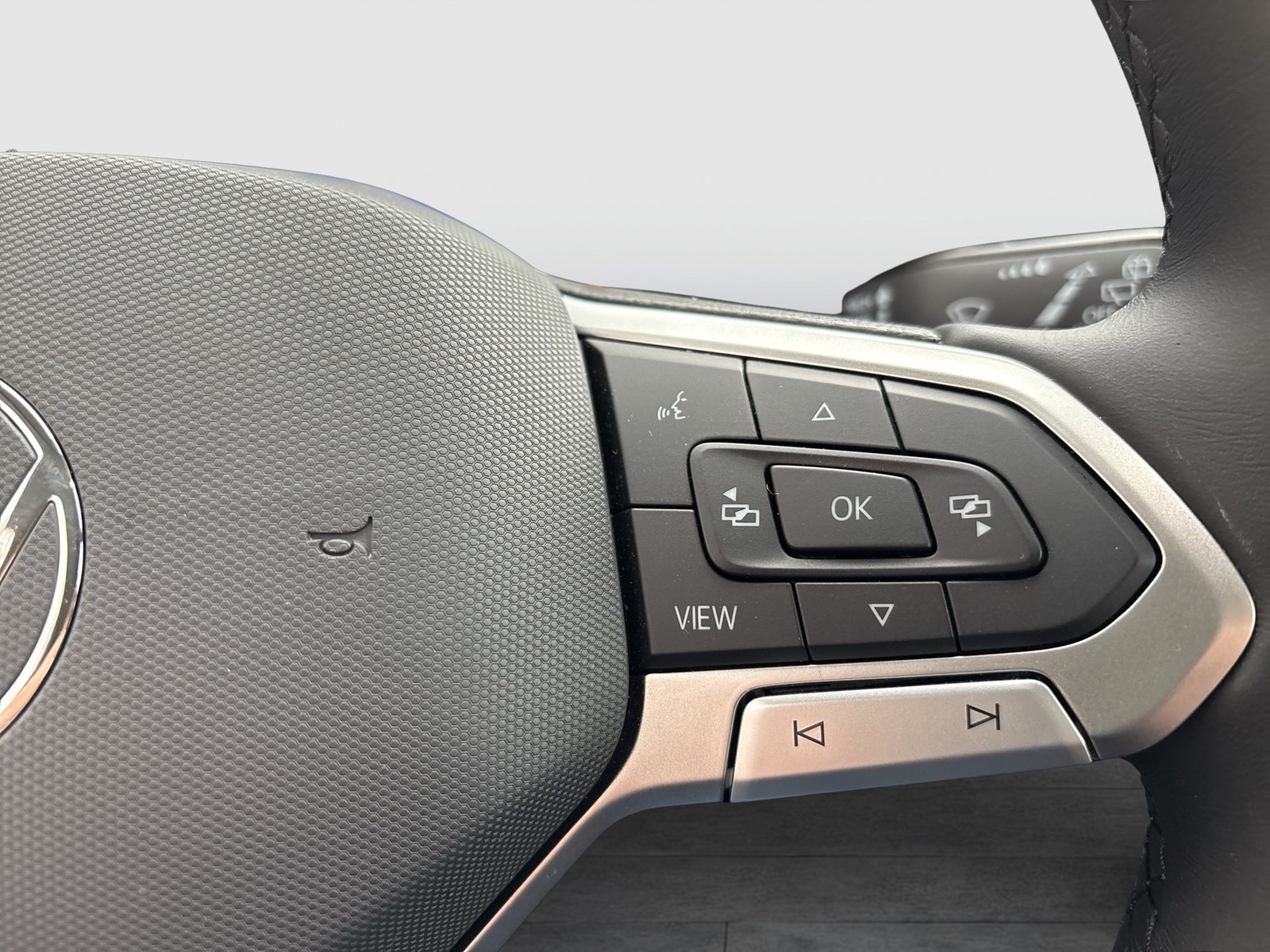 Volkswagen Taigo 1.0 LIFE CAM CARPLAY ALU SITZHEIZUNG LED