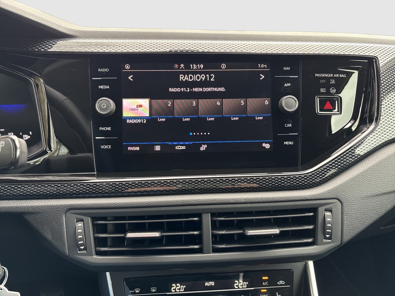 Volkswagen Taigo 1.0 LIFE CAM CARPLAY ALU SITZHEIZUNG LED