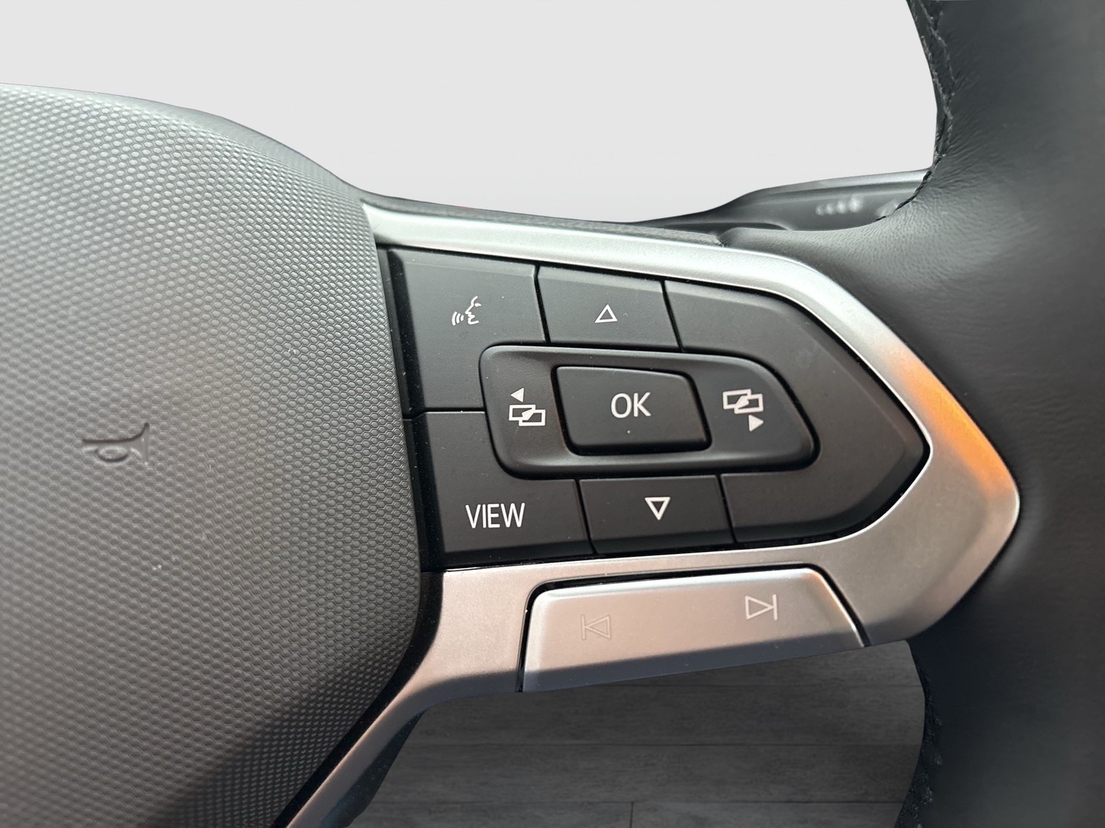 Volkswagen T-Cross 1.0 LIFE CAM ACC NAVI ALU SITZHEIZUNG