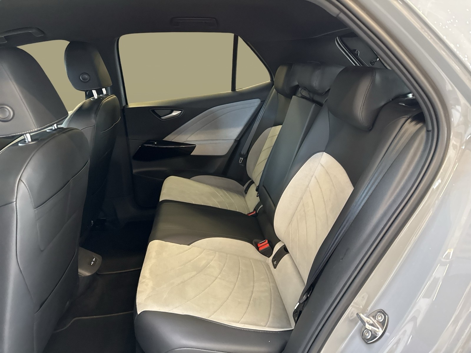 Volkswagen ID.3 Pro MOVE CAM ACC LM19 NAVI CARPLAY SITZHEIZ