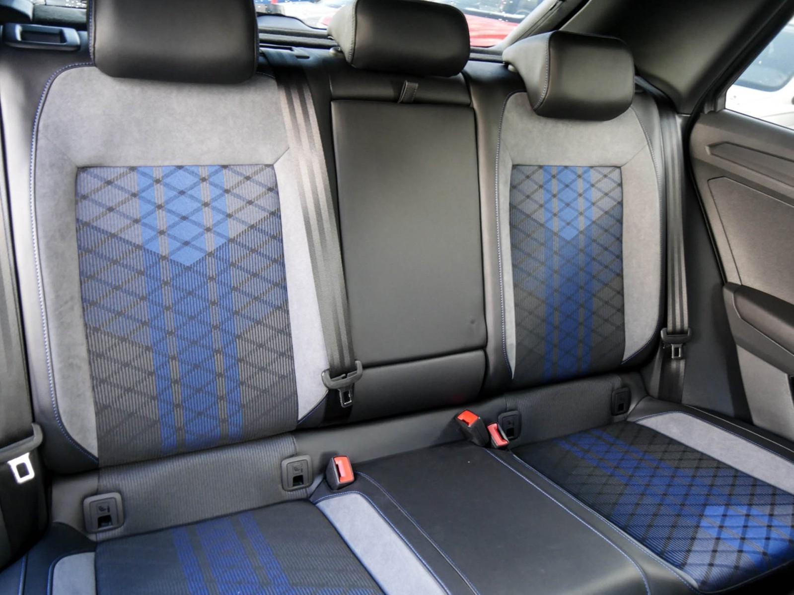 Volkswagen T-Roc 2.0 R BLACK STYLE 4X4 BEATS CAM LM19 NAVI