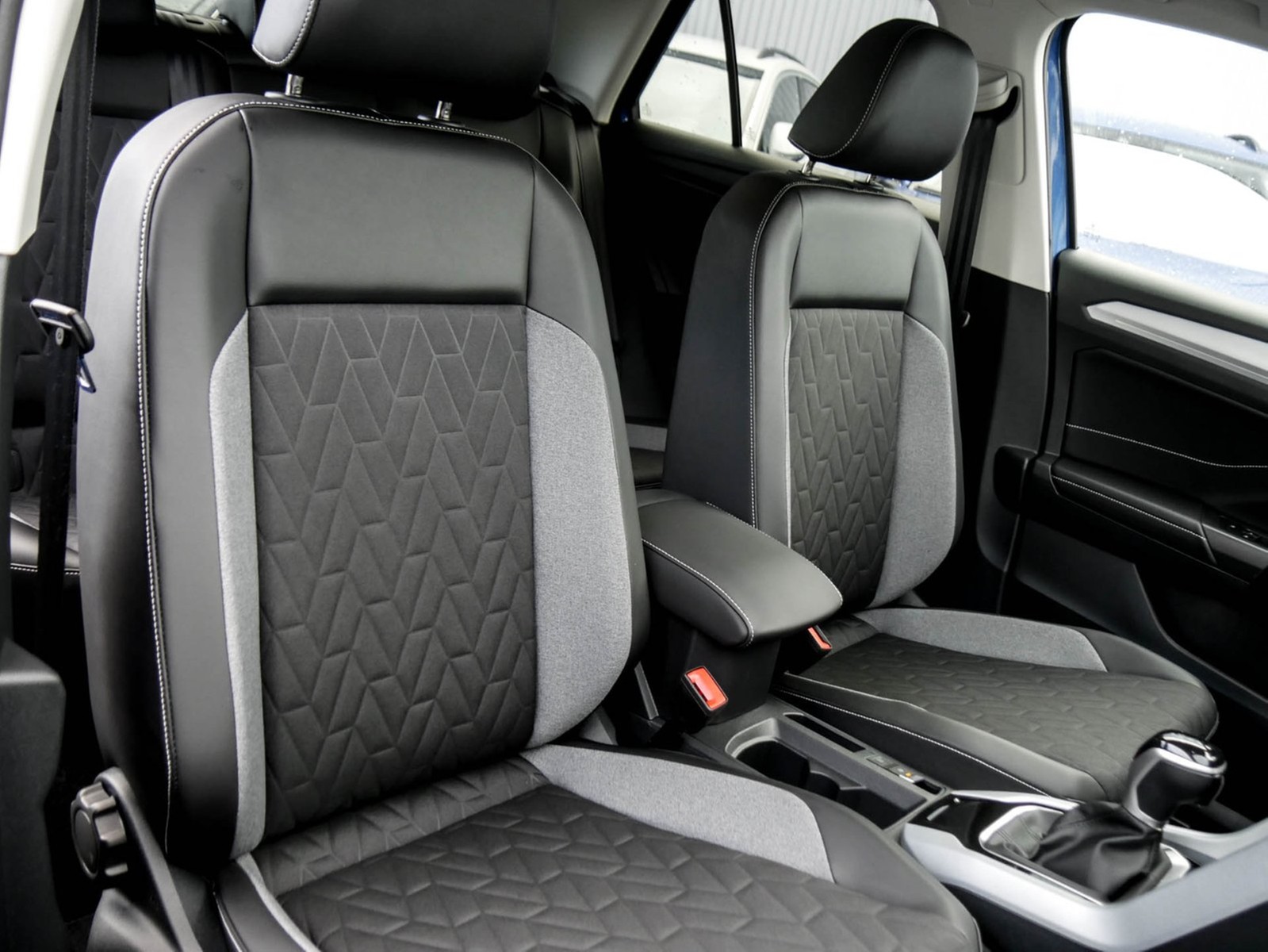 Volkswagen T-Roc 2.0 GOAL ACC LM17 NAVI CARPLAY SITZHEIZUNG