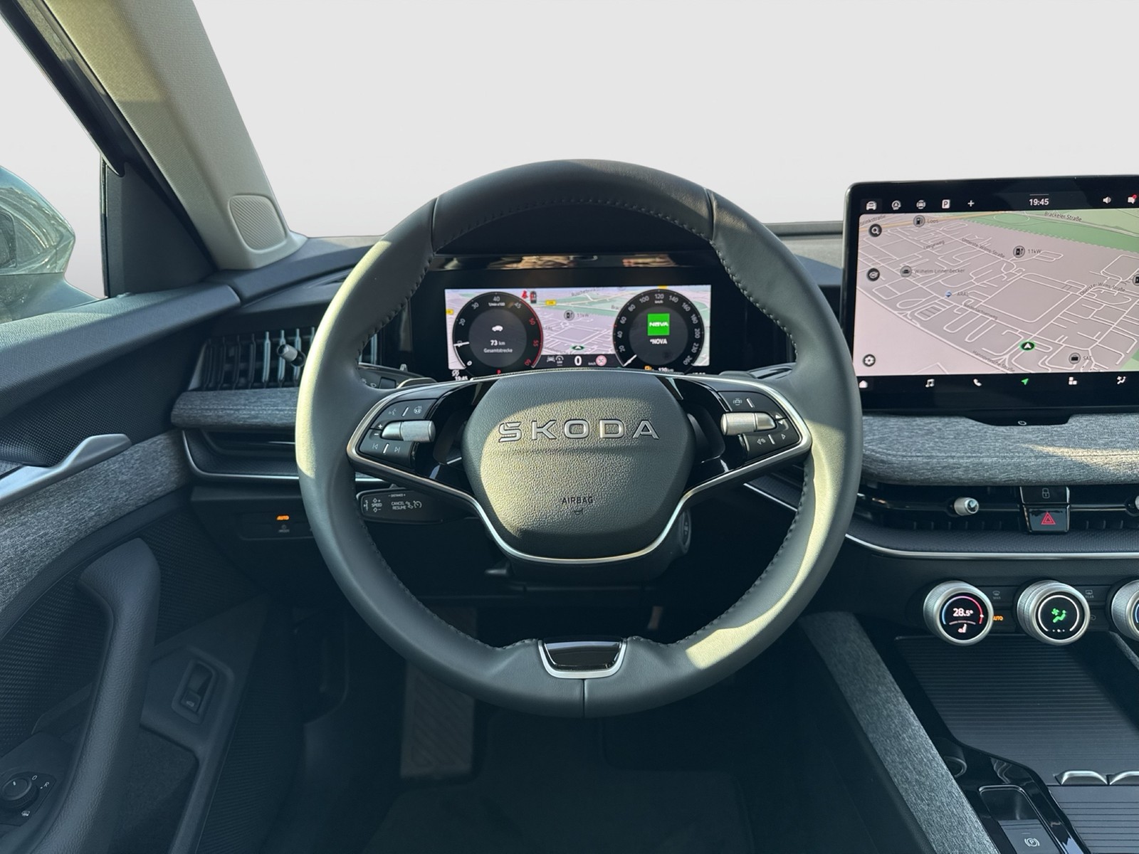 Skoda Superb Combi 2.0 SELECTION 4X4 AHK CAM E-KLAPPE