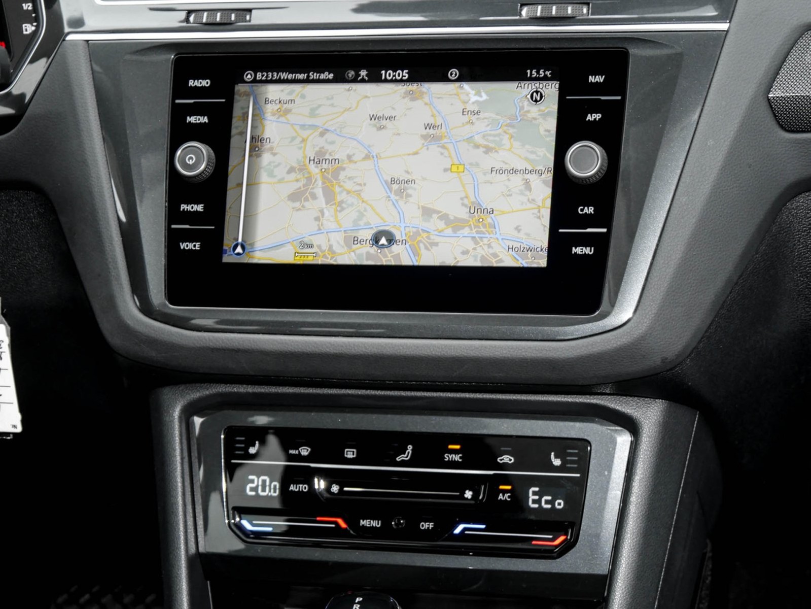 Volkswagen Tiguan 1.4 HYBRID ELEGANCE PANO ACC LM18 NAVI