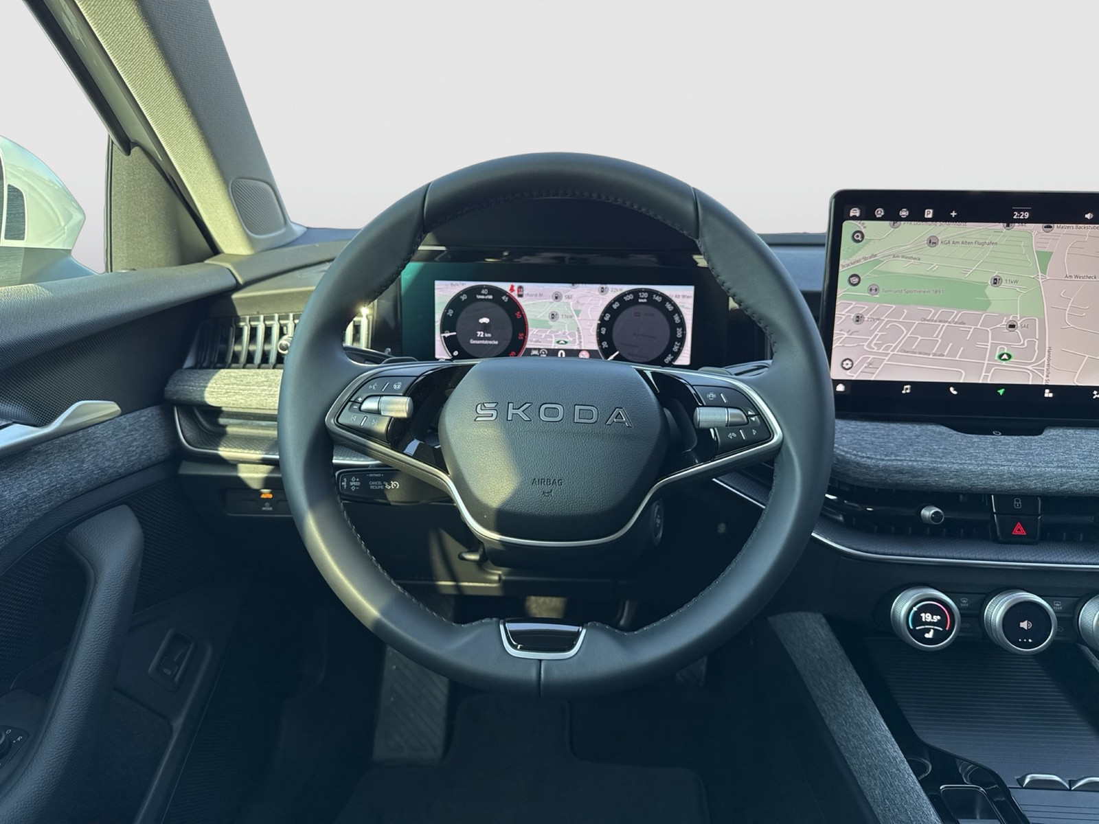 Skoda Superb Combi 2.0 SELECTION 4X4 AHK CAM E-KLAPPE