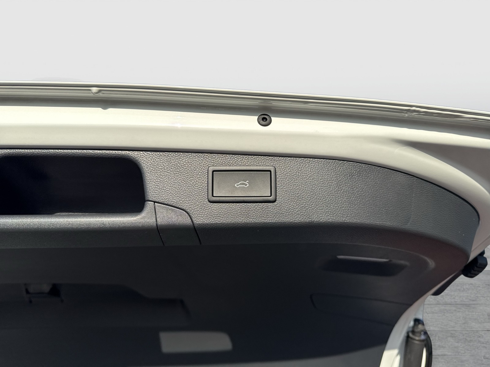 Skoda Superb Combi 2.0 SELECTION 4X4 AHK CAM E-KLAPPE