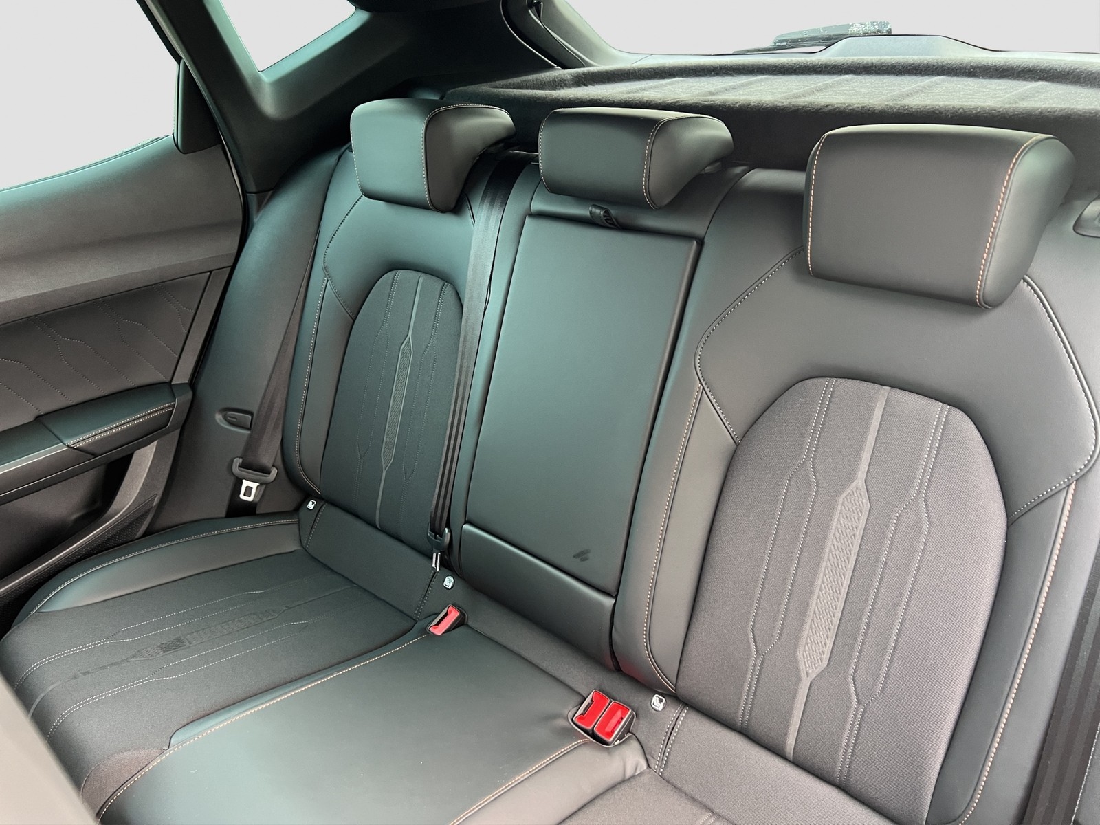 Cupra Formentor 2.0 VZ 4X4 CAM ACC LM19 E-KLAPPE NAVI