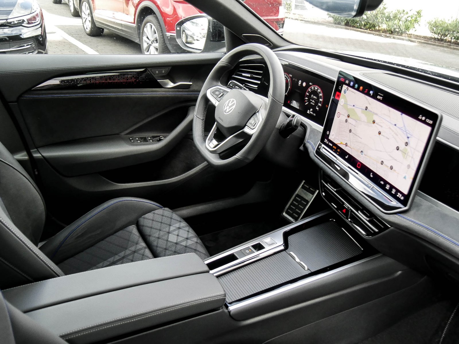 Volkswagen Passat Variant 2.0 TDI R-LINE DSG