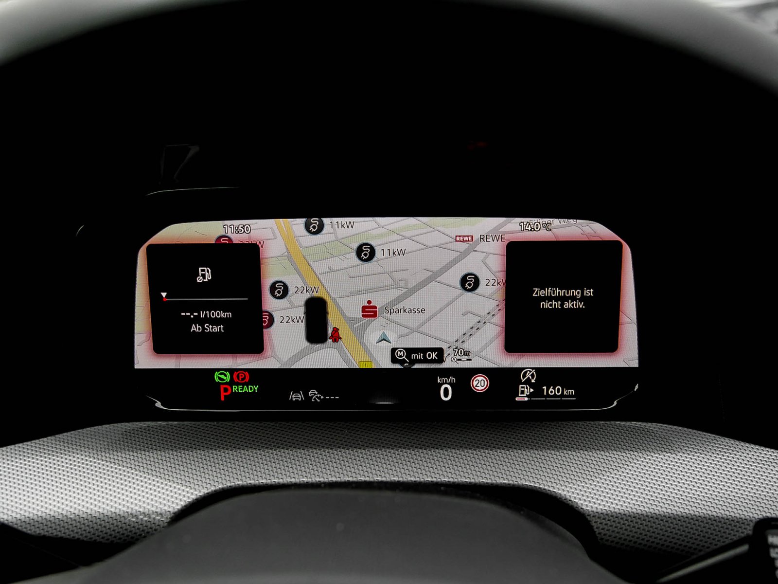 Volkswagen Golf VIII 1.5 eTSI STYLE CAM ACC LM18