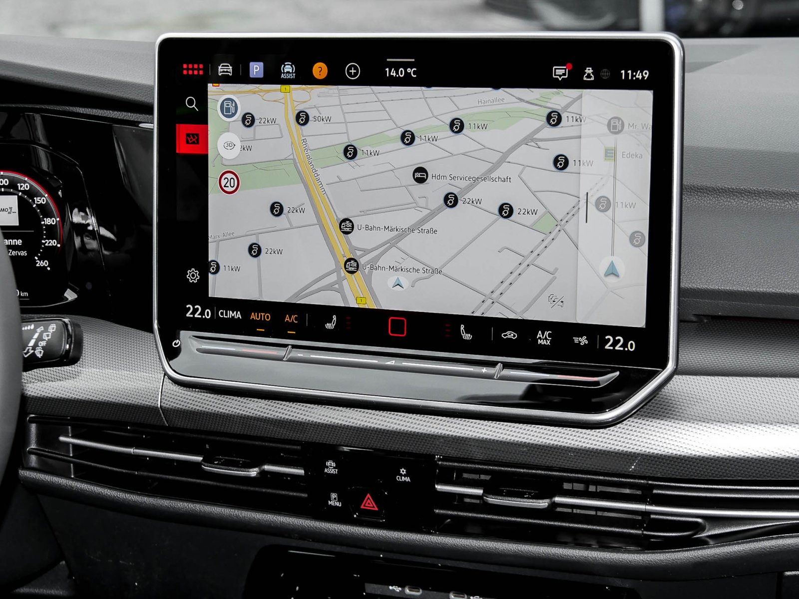 Volkswagen Golf VIII 1.5 eTSI STYLE CAM ACC LM18