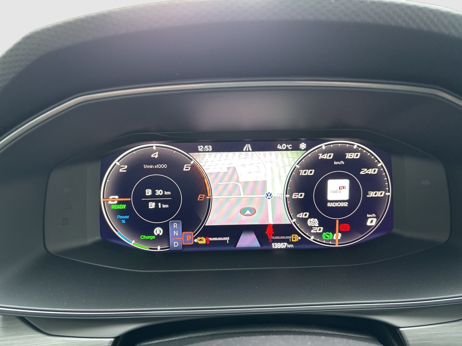 Cupra Leon ST 1.4 HYBRID LM18 NAVI SITZHEIZ. EINPARKH.