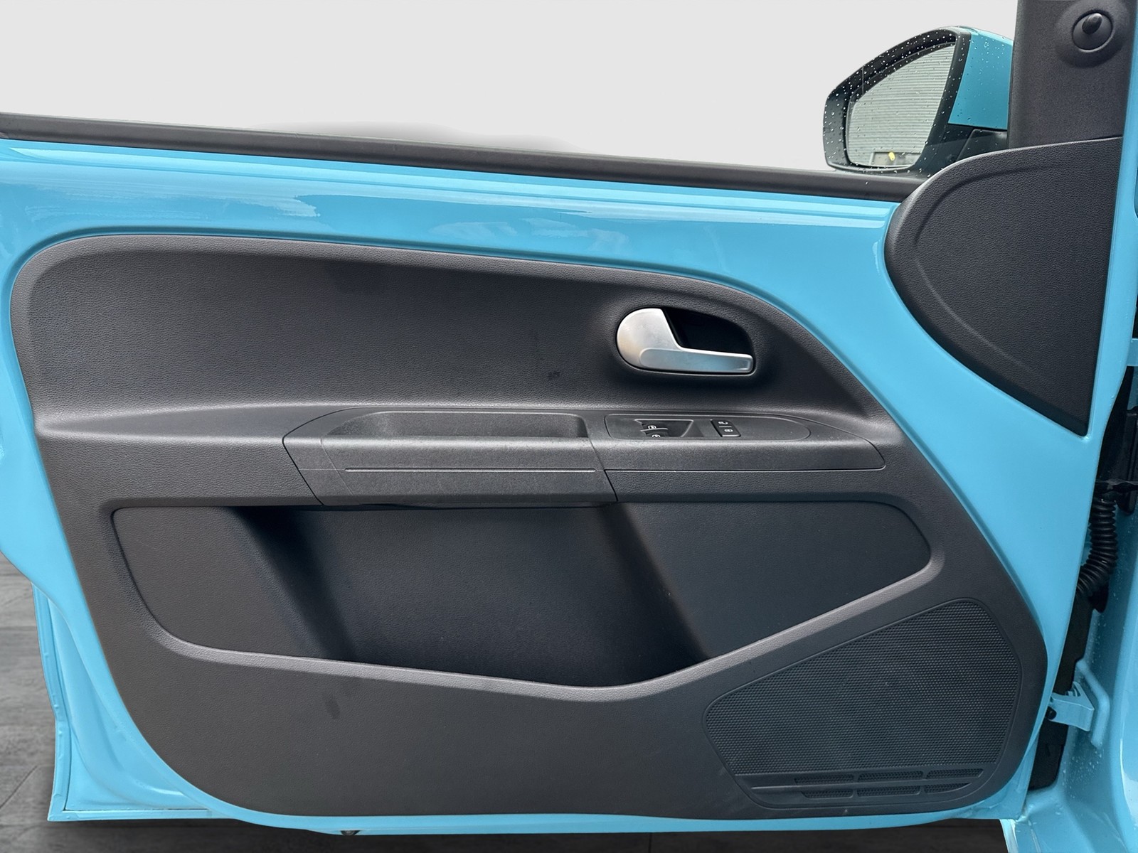 Volkswagen e-up! 4TÜREN KLIMAAUTOMATIK DAB+ BLUETOOTH