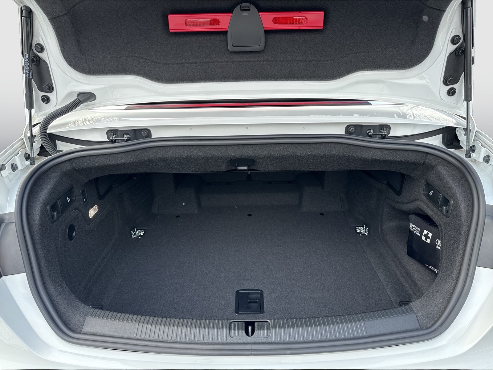 Audi A5 Cabrio 40 S LINE KAMERA ALU19 NAVI+ SITZHEIZ.