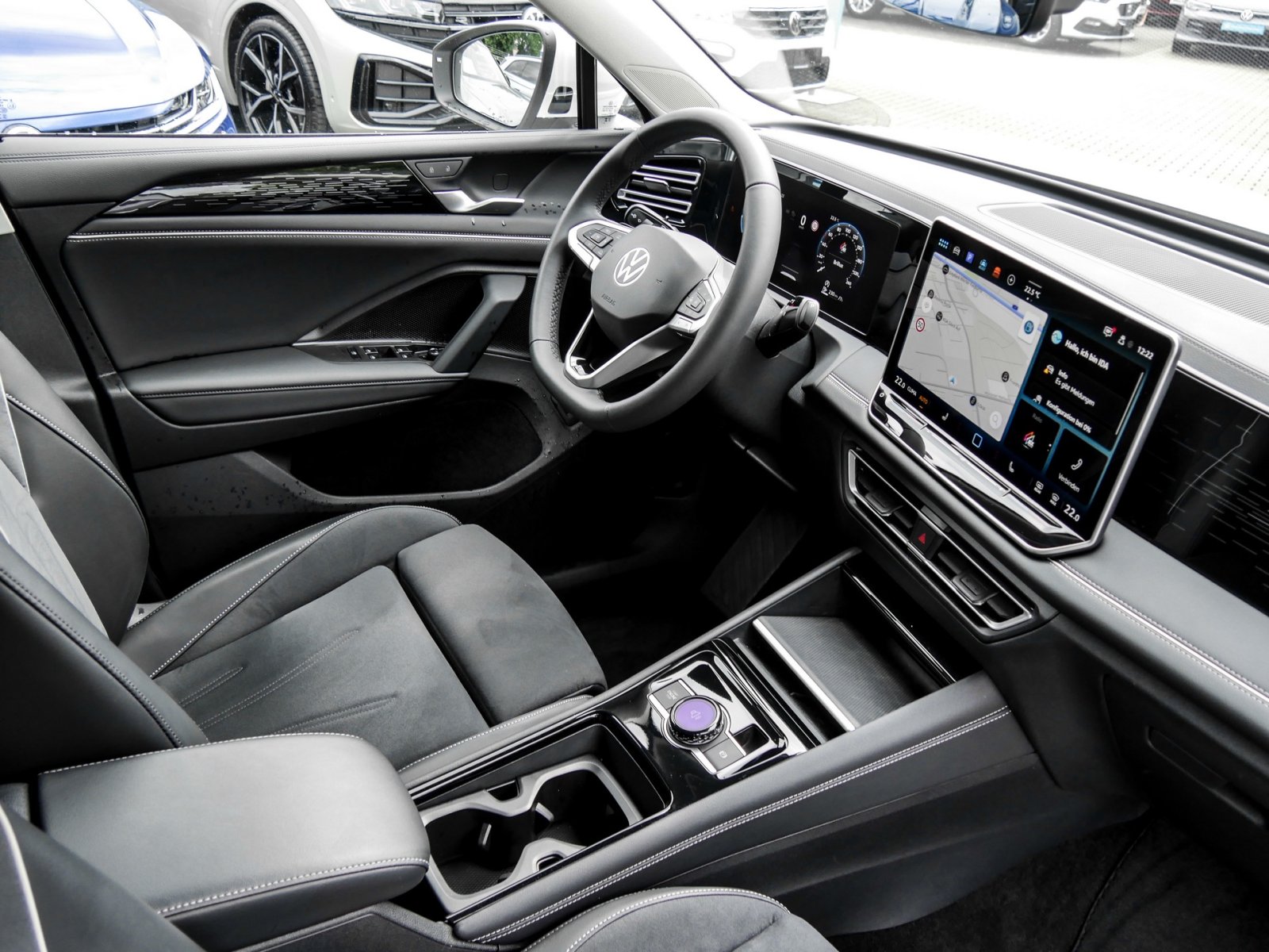 Volkswagen Tiguan 1.5 eTSI ELEGANCE NEUES MODELL AHK 360CAM