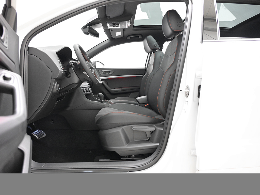 Seat Ateca 1.5 FR BLACK EDITION DSG STANDHZG PANO CAM