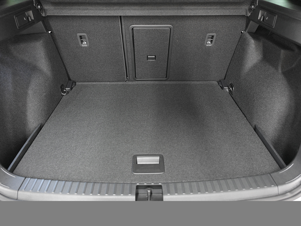 Seat Ateca 1.5 FR BLACK EDITION DSG STANDHZG PANO CAM